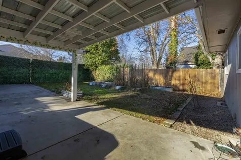 520 Benson Street Medford OR 97501