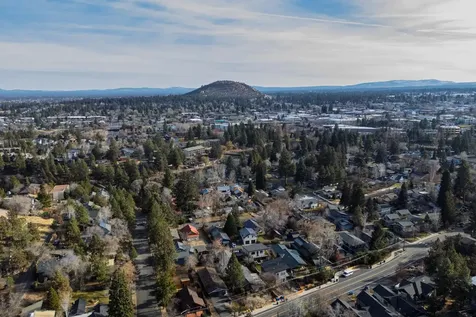 1978 NW Awbrey Road Bend OR 97703