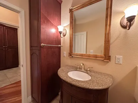 9751 Kestrel Road Klamath Falls OR 97601