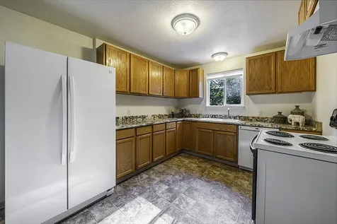 551 Grandview Drive Ashland OR 97520