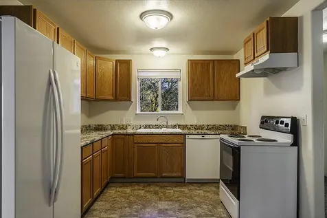 551 Grandview Drive Ashland OR 97520