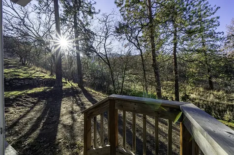 551 Grandview Drive Ashland OR 97520