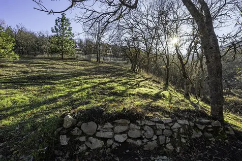 551 Grandview Drive Ashland OR 97520