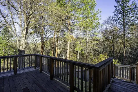 551 Grandview Drive Ashland OR 97520