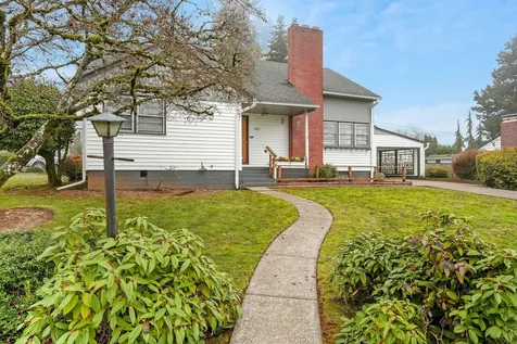880 Spears Avenue SE Salem OR 97302