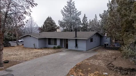 1849 SW Canyon Drive Redmond OR 97756