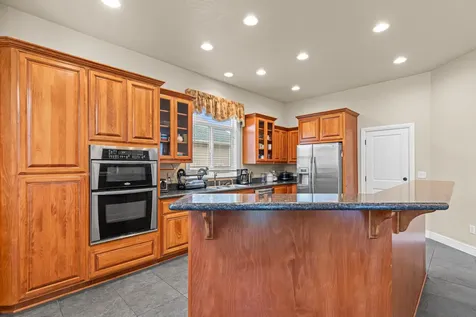 1982 Jeremy Street Central Point OR 97502