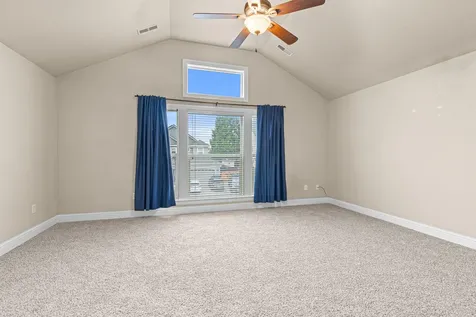 1982 Jeremy Street Central Point OR 97502