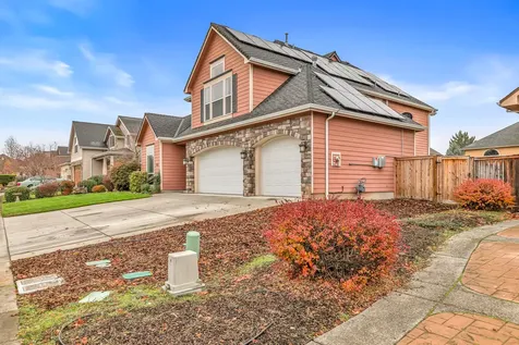1982 Jeremy Street Central Point OR 97502