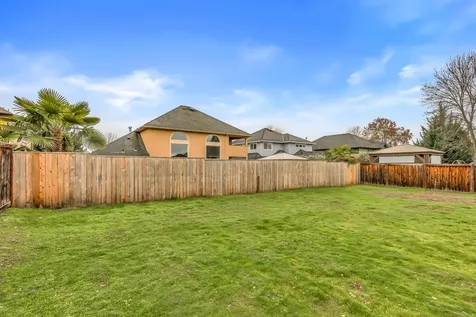 1982 Jeremy Street Central Point OR 97502