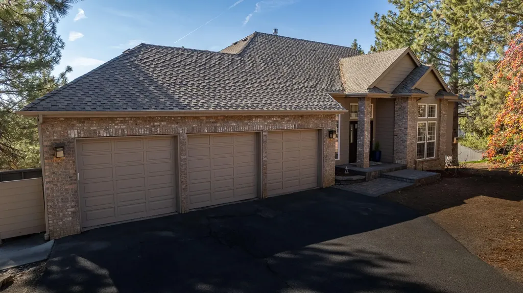 1293 NW Promontory Drive Bend OR 97703