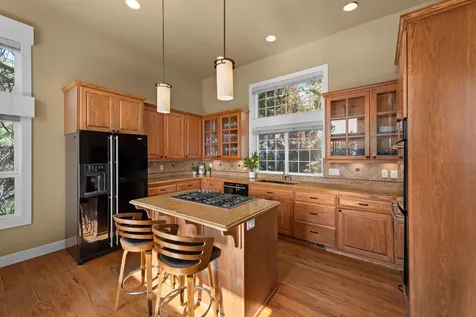 1293 NW Promontory Drive Bend OR 97703