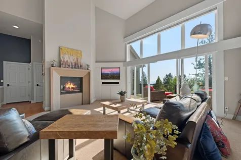 1293 NW Promontory Drive Bend OR 97703