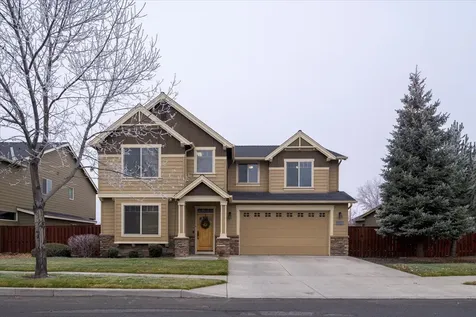 787 NW 28th Street Redmond OR 97756