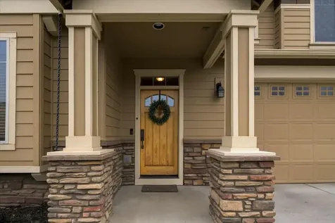 787 NW 28th Street Redmond OR 97756