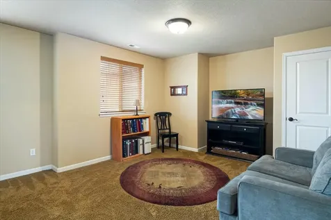 787 NW 28th Street Redmond OR 97756