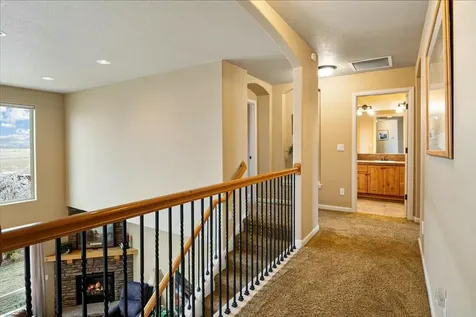 787 NW 28th Street Redmond OR 97756