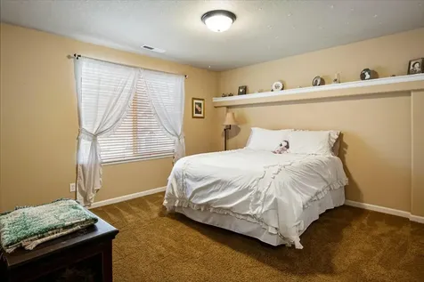 787 NW 28th Street Redmond OR 97756
