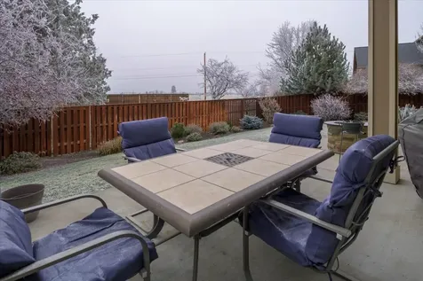 787 NW 28th Street Redmond OR 97756