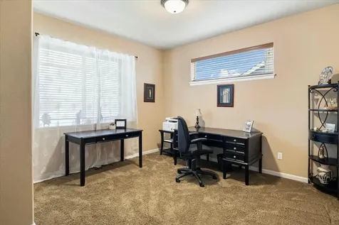 787 NW 28th Street Redmond OR 97756