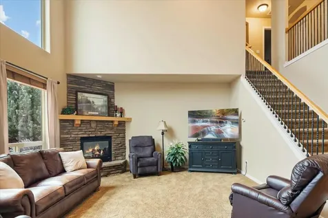 787 NW 28th Street Redmond OR 97756