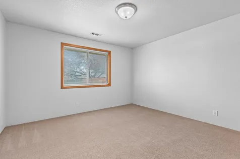 2465 Temple Drive Medford OR 97504