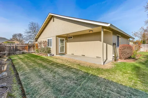 2465 Temple Drive Medford OR 97504