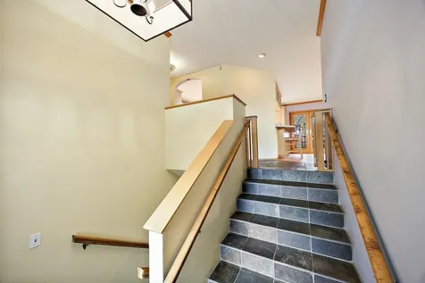 1482 Lilac Circle Ashland OR 97520