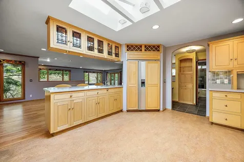 1482 Lilac Circle Ashland OR 97520