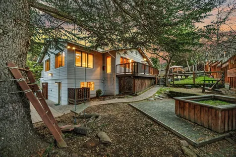 1482 Lilac Circle Ashland OR 97520