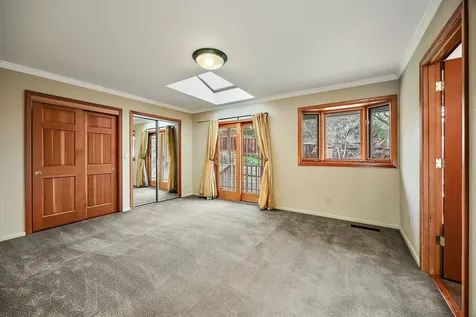 1482 Lilac Circle Ashland OR 97520