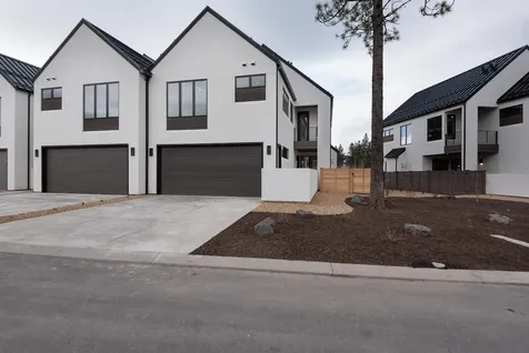 1138 NW Ochoa Drive Bend OR 97703
