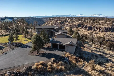 4655 SW Loma Linda Drive Redmond OR 97756