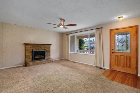 1429 NE Grable Drive Grants Pass OR 97526