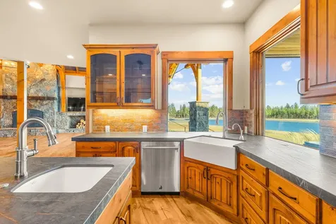 63420 Shoreline Drive Bend OR 97703