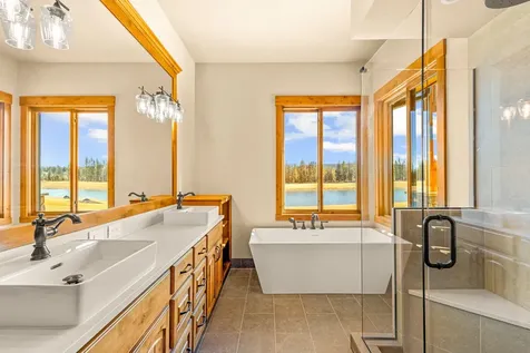 63420 Shoreline Drive Bend OR 97703