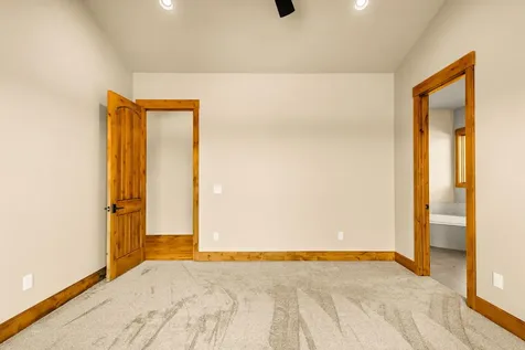 63420 Shoreline Drive Bend OR 97703