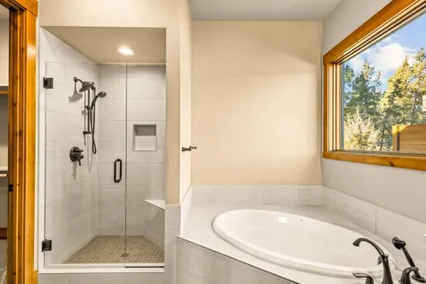 63420 Shoreline Drive Bend OR 97703