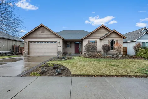 2537 NW 22nd Street Redmond OR 97756