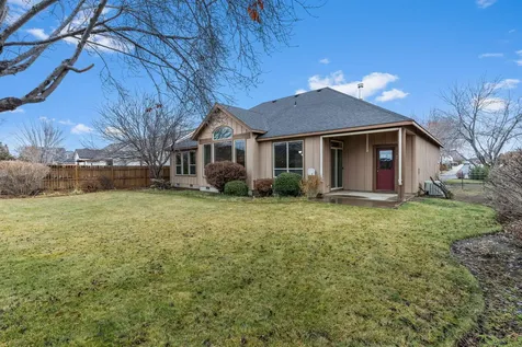 2537 NW 22nd Street Redmond OR 97756