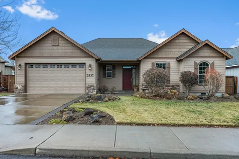 2537 NW 22nd Street Redmond OR 97756
