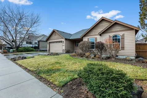 2537 NW 22nd Street Redmond OR 97756