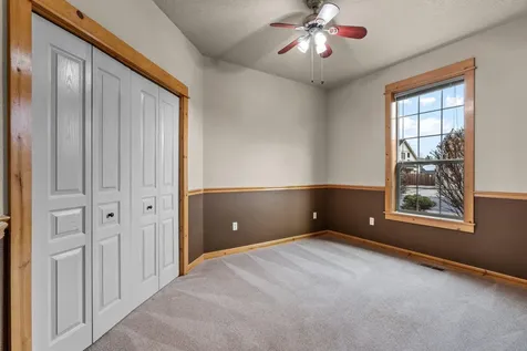 2537 NW 22nd Street Redmond OR 97756