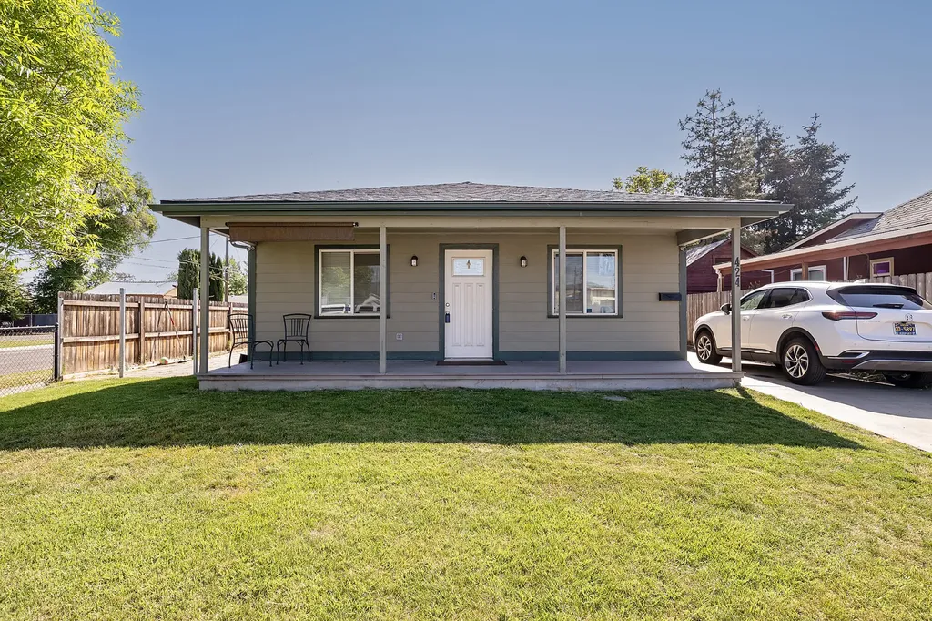 424 Boardman Street Medford OR 97501