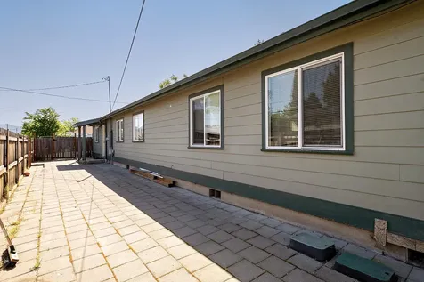 424 Boardman Street Medford OR 97501