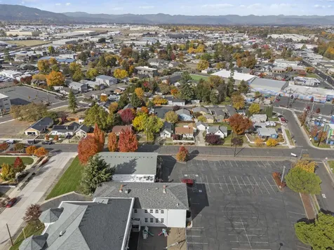 333 Maple Street Medford OR 97501