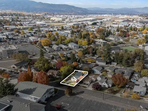 333 Maple Street Medford OR 97501