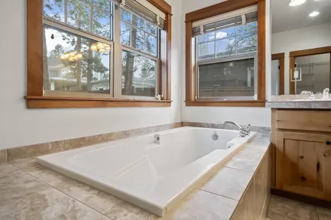 2192 NW High Lakes Loop Bend OR 97703