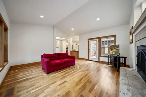 2192 NW High Lakes Loop Bend OR 97703