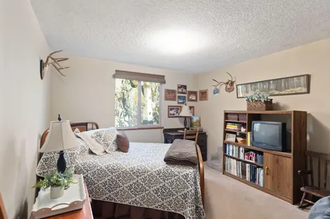 715 Catalpa Drive Grants Pass OR 97526
